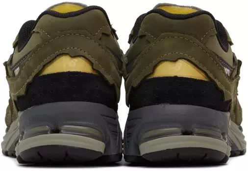 Зелёные 2002R Кроссовки Тёмный мох/Чёрный верх/Covert New Balance