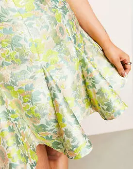 Жаккардовое мини-платье мини с чашечками и пышными рукавами ASOS LUXE Curve с цветочным узором в виде годе
