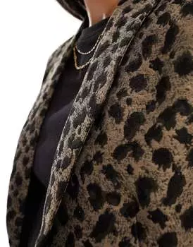 Жаккардовый блейзер в анималистической цветовой гамме French Connection