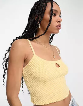 Желтая футболка с вырезом-тюльпаном PacSun