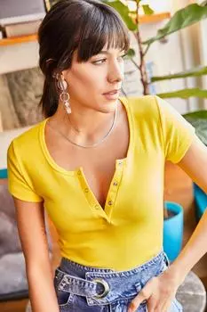 Желтая женская блузка-бретелька на кнопках Olalook, желтый