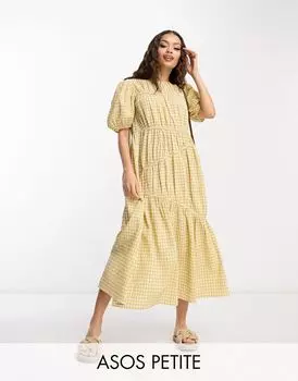 Желтое ярусное платье миди со сборками ASOS DESIGN Petite в клетку для пикника