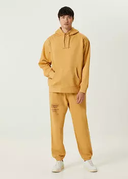 Желтые спортивные штаны mental distance Freedom of Space