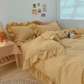 Желтый комплект постельного белья с рюшами и пододеяльником Queen. Желтый комплект постельного белья King с рюшами. Пододеяльник King из 100% стираного хлопка (размер больше 114X118). Generic, Yellow