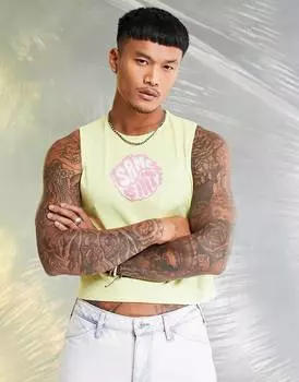 Желтый жилет с узлом на спине и принтом на груди ASOS DESIGN