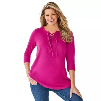 Женщина в женской футболке больших размеров на шнуровке с рукавами три четверти Woman Within, цвет Raspberry