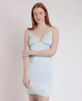 Женская атласная короткая ночная рубашка с кружевными деталями Admas, синий