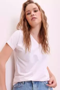 Женская базовая футболка ярко-розового цвета с v-образным вырезом Trend Alaat Stili, розовый