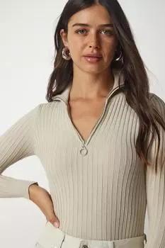 Женская бежевая трикотажная блузка в рубчик на молнии с высоким воротником Happiness stanbul, бежевый