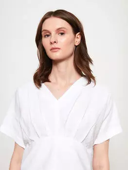 Женская блузка с коротким рукавом и V-образным вырезом LCW Vision