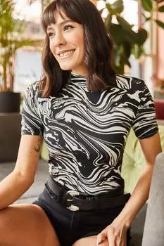 Женская черная кремовая трикотажная блузка из висконовой ткани с высоким воротником и мягкой текстурой Olalook, черный