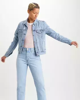 Женская джинсовая куртка из светлой ткани Levi's, голубой
