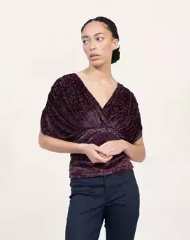 Женская футболка из блестящей ткани со спущенными рукавами Naf Naf, бордовый