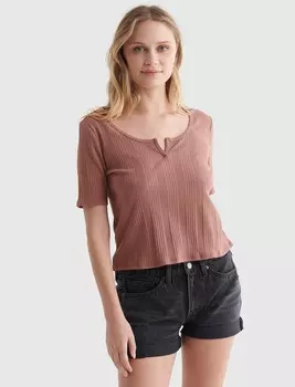Женская футболка Lucky Brand с короткими рукавами и тонким вырезом, цвет Medium Dark Red