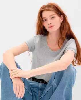 Женская футболка органического трикотажа с короткими рукавами Gap, серый