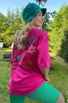 Женская футболка оверсайз из 100 % хлопка цвета фуксии с круглым вырезом спереди и сзади с флоковым принтом ALC-X7982 Trend Alaat Stili, розовый