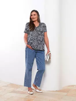 Женская футболка с коротким рукавом и V-образным вырезом LCW Grace