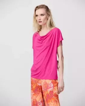 Женская футболка с романтичной горловиной и коротким рукавом Escorpion, цвет Rosa