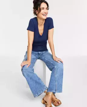 Женская футболка с V-образным вырезом из модала On 34th, синий