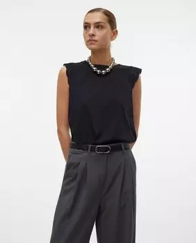 Женская футболка с вырезанным рисунком на коротких рукавах Vero Moda, черный