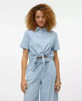 Женская короткая джинсовая рубашка Vero Moda, светло-голубой