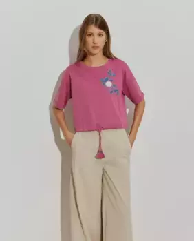Женская короткая футболка с цветочной вышивкой Lion of Porches, цвет Rosa