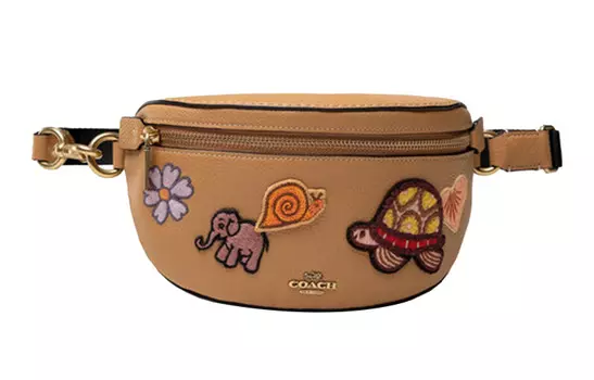 Женская кожаная сумка-слинг Bethany, цвет «ириска» COACH