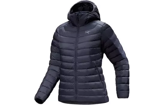 Женская куртка Arcteryx, цвет Amaranth red/Amaranthus
