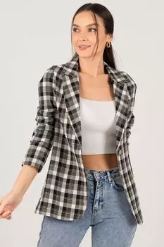 Женская куртка цвета хаки на одной пуговице в клетку armonika