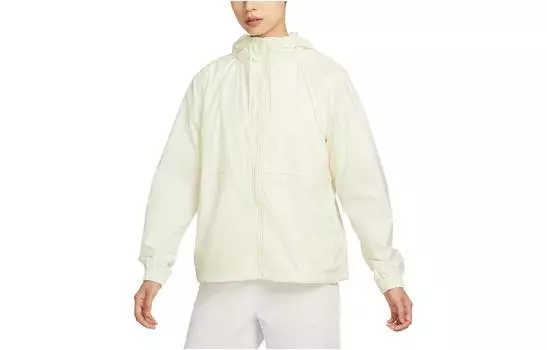 Женская куртка Nike, цвет Coconut Milk