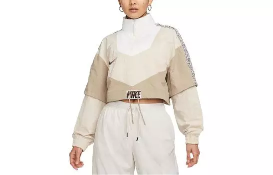 Женская куртка Nike, цвет Sandpile White