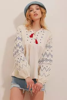 Женская льняная блузка цвета экрю с v-образным вырезом и вышивкой Trend Alaat Stili