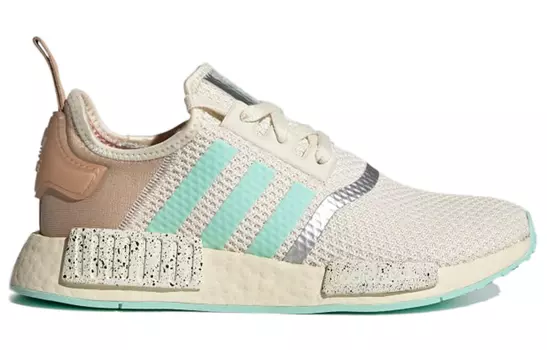 Кроссовки Adidas Originals Nmd R1 Star Wars The Mandalorian The Child Women's