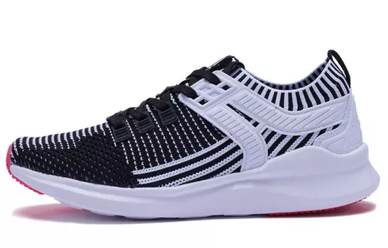 Женская обувь Lifestyle с низким верхом, черного/белого цвета Xtep