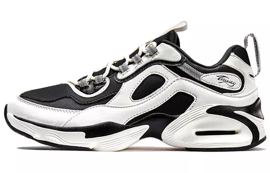 Женская обувь Lifestyle с низким верхом, черного/белого цвета Xtep