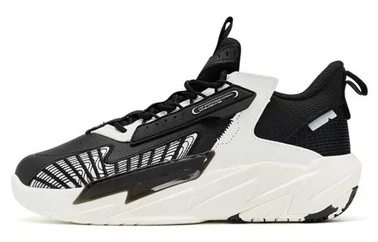 Женская обувь Lifestyle с низким верхом, черного/белого цвета Xtep