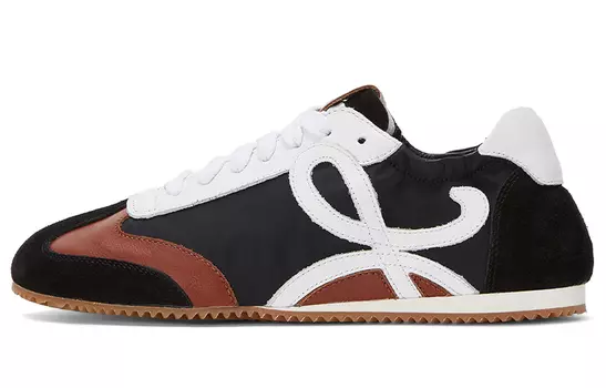 Женская обувь Loewe Ballet Runner Lifestyle