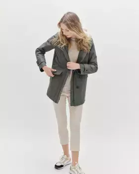 Женская парка с итальянскими карманами и застежкой-молнией Caroll, цвет Kaki