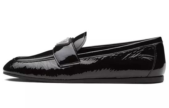 Женская повседневная обувь Prada