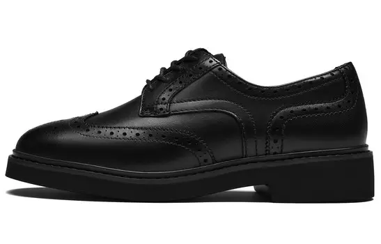 Женская повседневная обувь женская черная Clarks