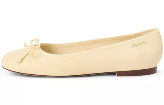 Женская повседневная обувь Женская низкая Charles&Keith