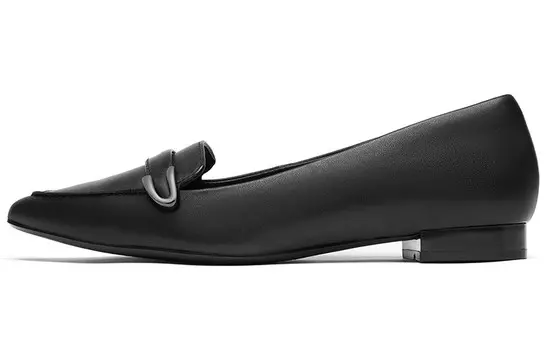 Женская повседневная обувь Женская низкая черная Clarks