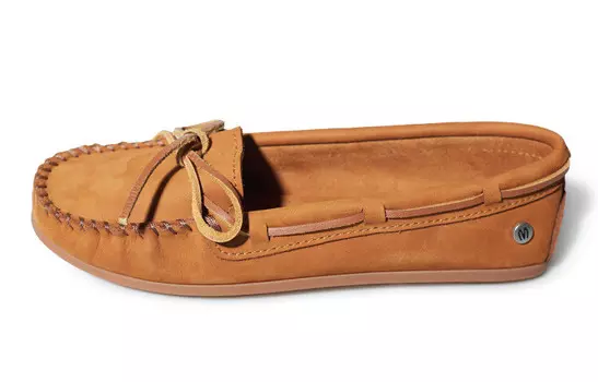 Женская повседневная обувь, женские низкие коричневый туфли Minnetonka