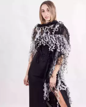 Женская праздничная шаль из тюля черно-белого цвета MR Complements