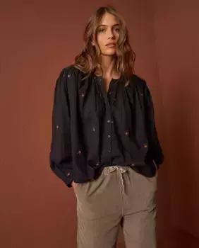 Женская рубашка с круглым вырезом и объемными рукавами Indi & Cold, черный