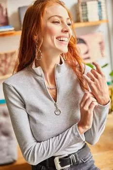 Женская серая блузка из лайкры с высоким воротником на молнии Olalook, серый