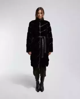 Женская шуба с застежкой-молнией и боковыми карманами Lola Casademunt, черный