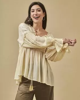 Женская струящаяся блузка с длинными рукавами и рюшами NKN Nekane