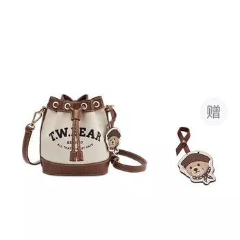 Женская сумка через плечо Teenie Weenie, Подарочная коробка с мишкой Beating Heartbeat Белоснежный/теплый коричневый