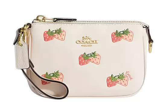Женская сумка Nolita 15 с узором «клубника» COACH